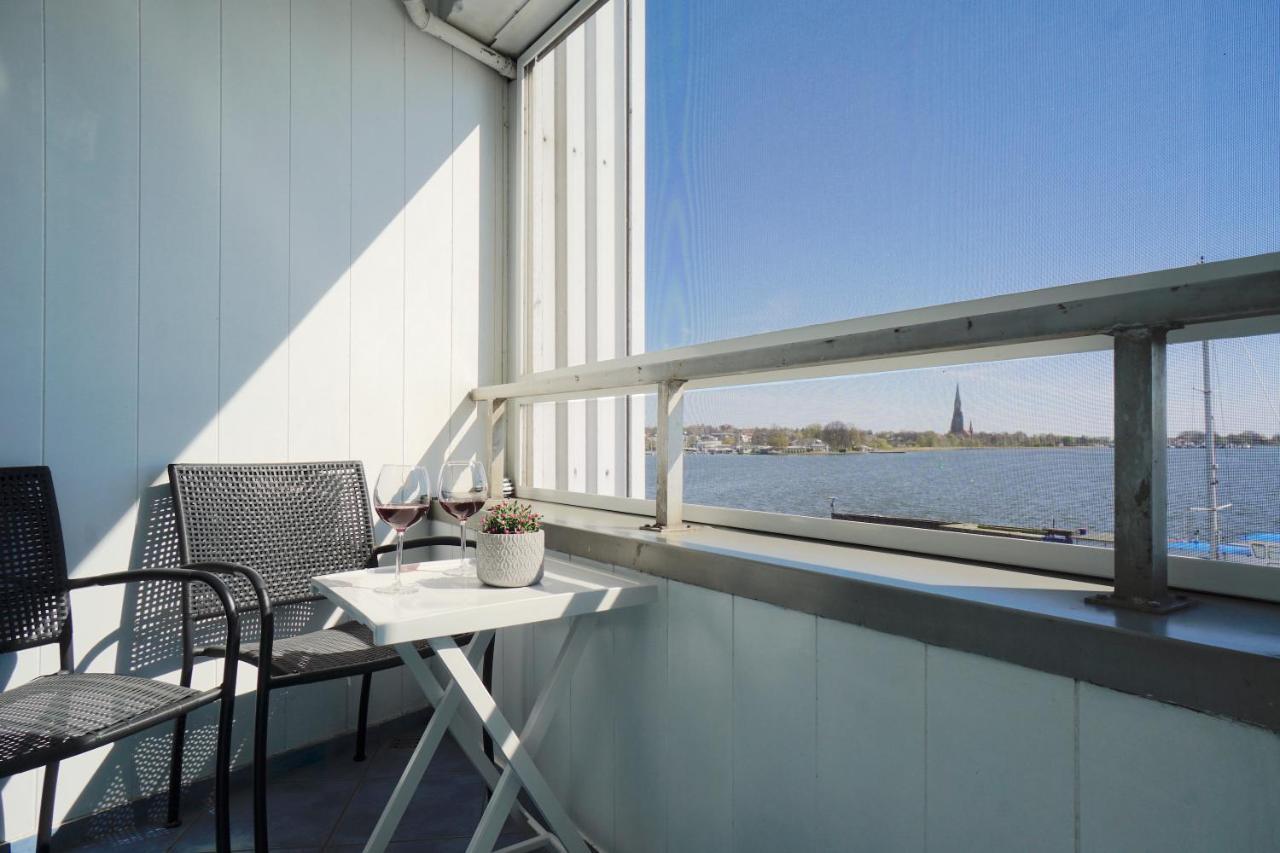 Ferienwohnung Schleiloge Mit Panoramablick Auf Die Schlei シュレースヴィヒ エクステリア 写真