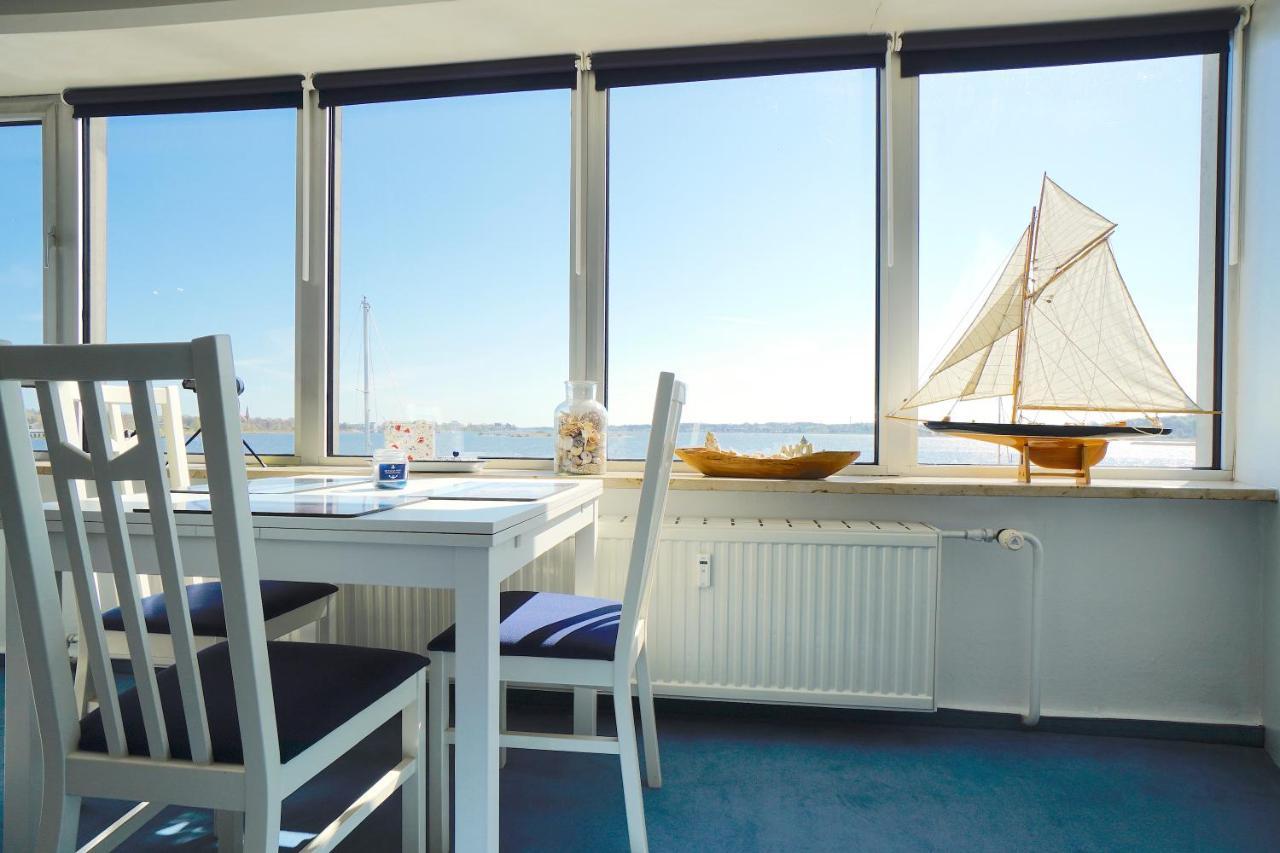 Ferienwohnung Schleiloge Mit Panoramablick Auf Die Schlei シュレースヴィヒ エクステリア 写真