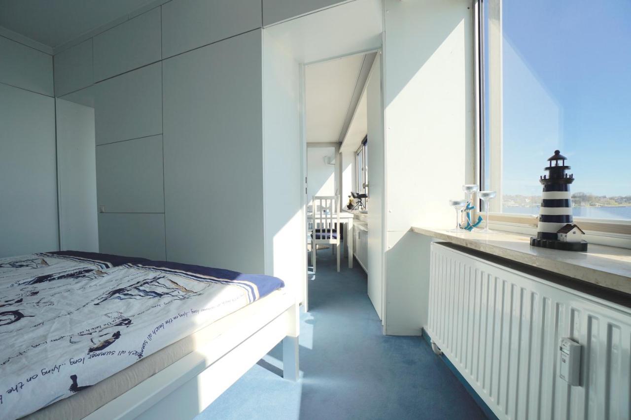 Ferienwohnung Schleiloge Mit Panoramablick Auf Die Schlei シュレースヴィヒ エクステリア 写真
